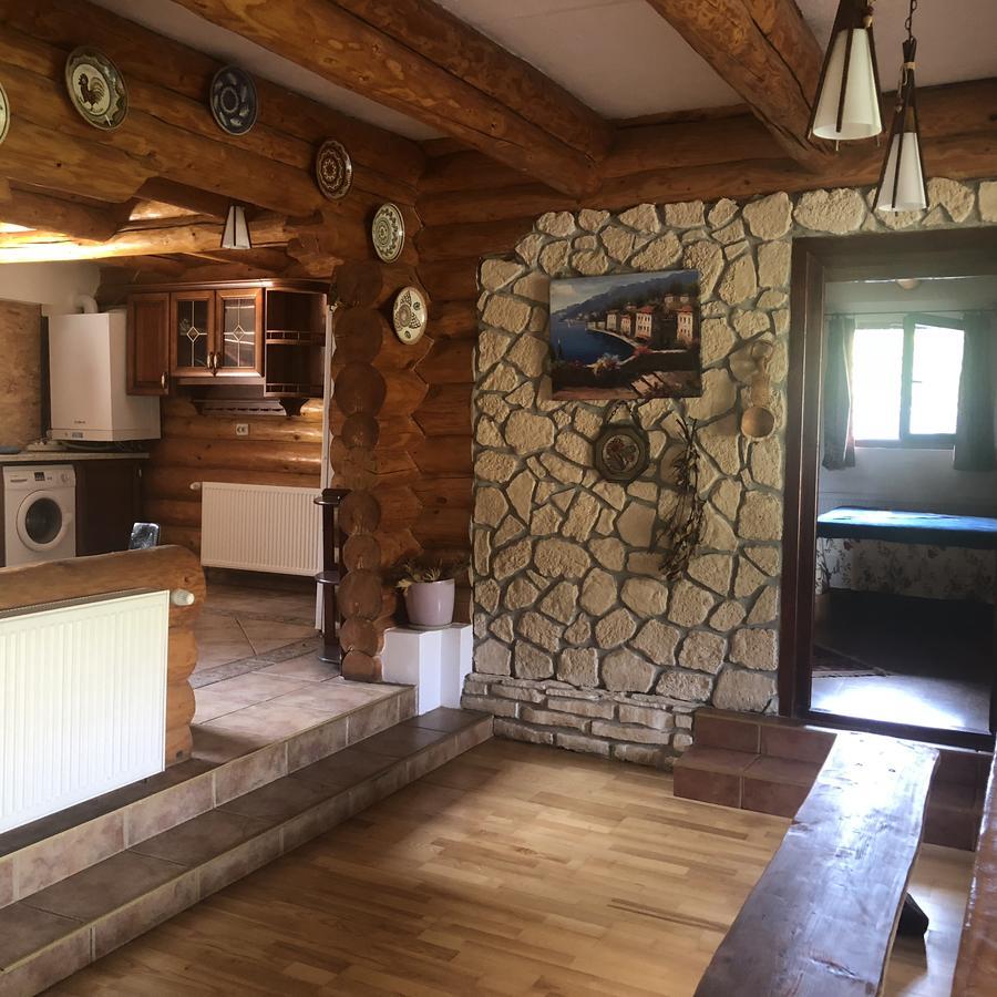Hot Tub Chalet Retreat Villa Brassó Kültér fotó