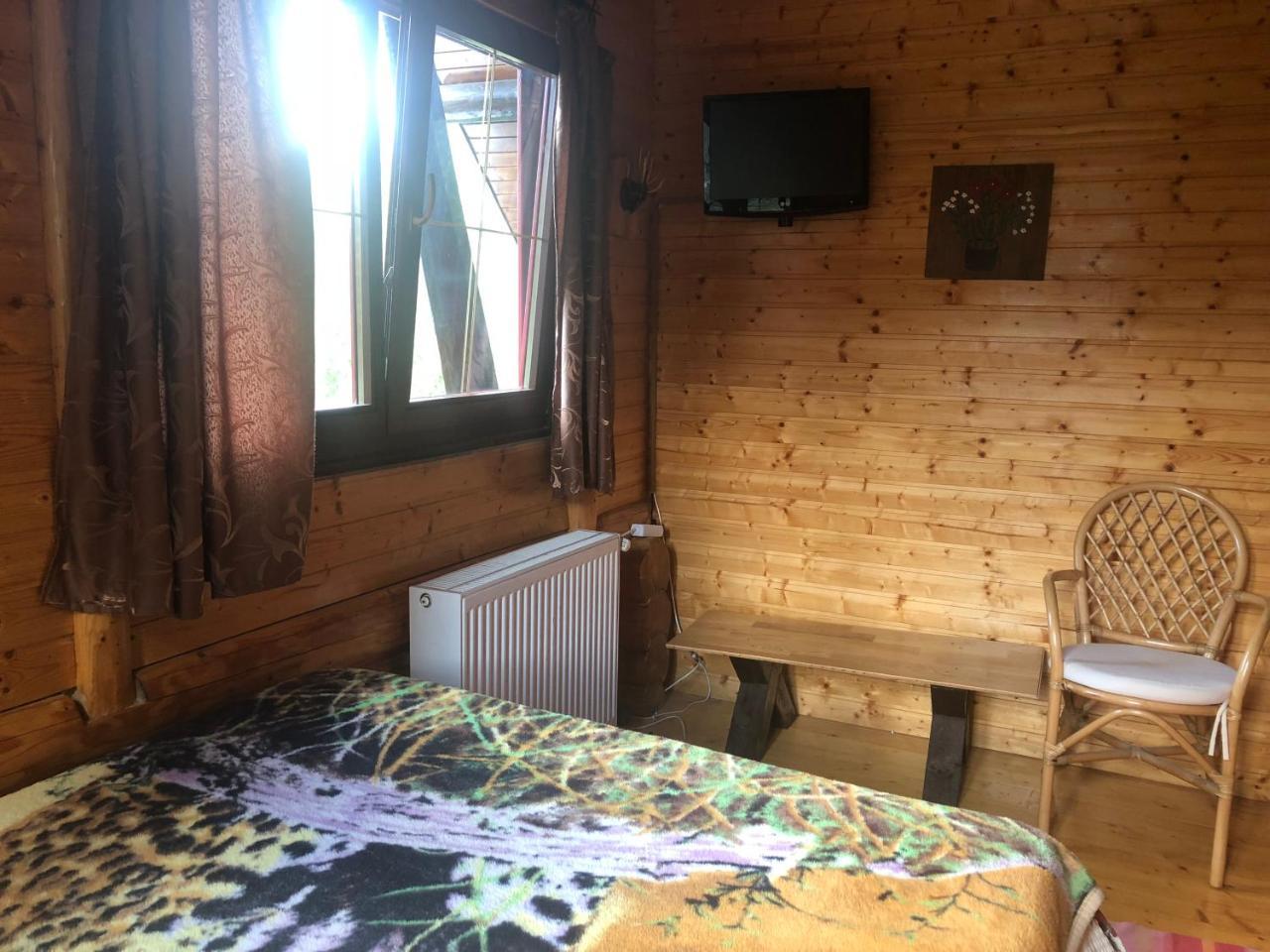 Hot Tub Chalet Retreat Villa Brassó Kültér fotó