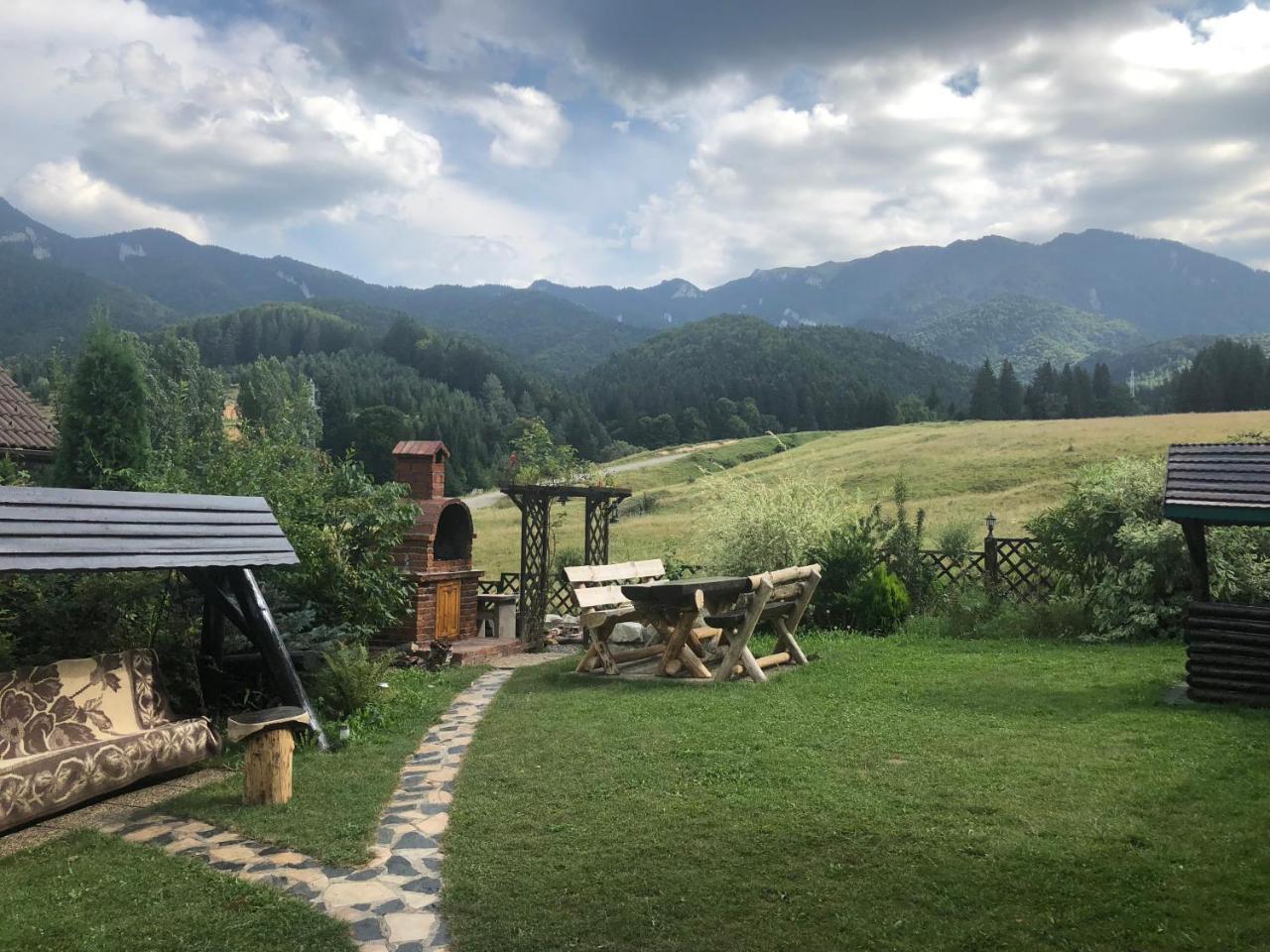 Hot Tub Chalet Retreat Villa Brassó Kültér fotó
