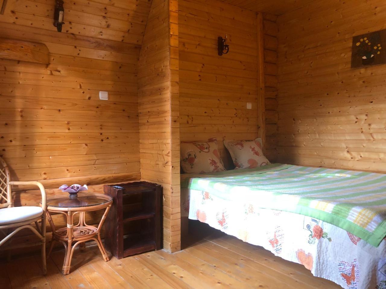 Hot Tub Chalet Retreat Villa Brassó Kültér fotó