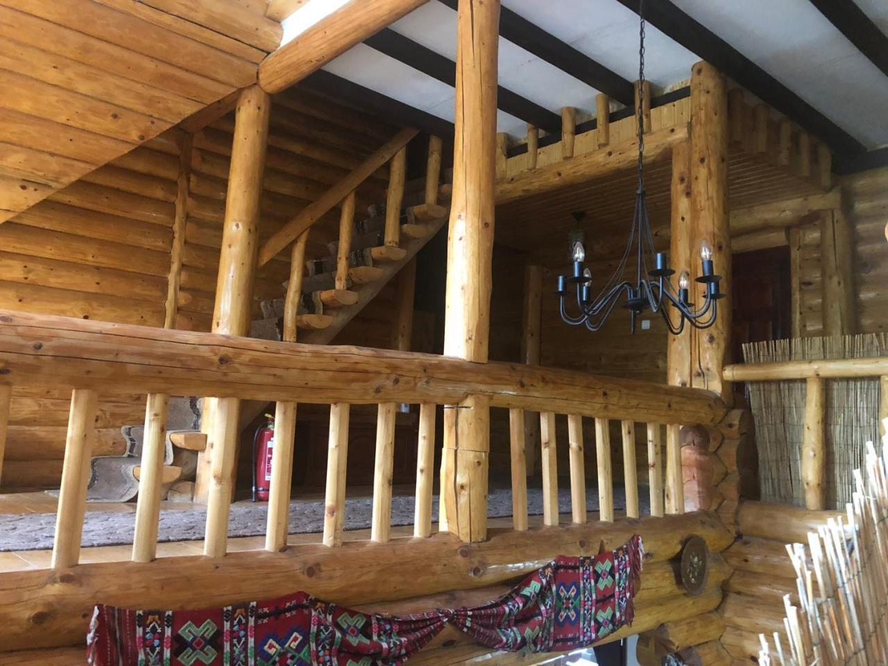 Hot Tub Chalet Retreat Villa Brassó Kültér fotó
