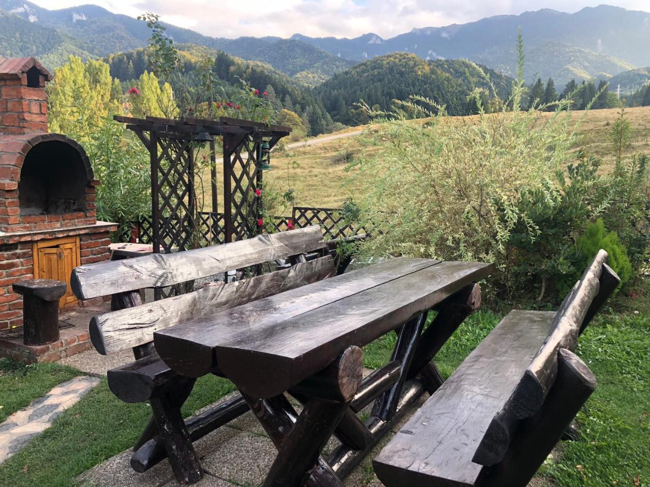 Hot Tub Chalet Retreat Villa Brassó Kültér fotó